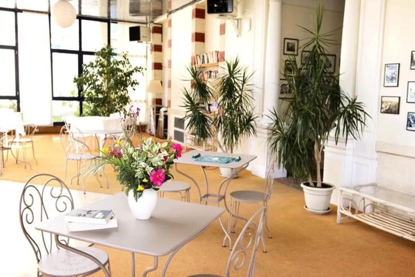 Résidence Villa Régina - Vacances Bleues-Buitenkant zomer