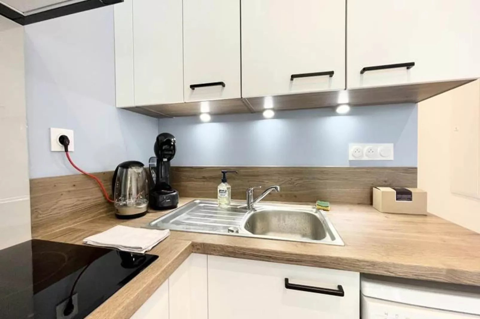 Le Cadet 👨&zwj;👩&zwj;👦&zwj;👦| Jean Jaur&egrave;s |tram A, B E E | T2 Tout &eacute;quip&eacute;-Keuken