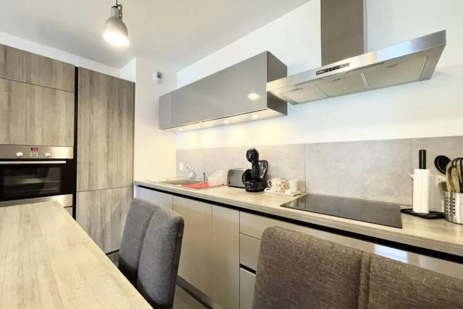 M&eacute;ditation &agrave; Eybens | Terrasse | Wifi  📖-Image-tags.