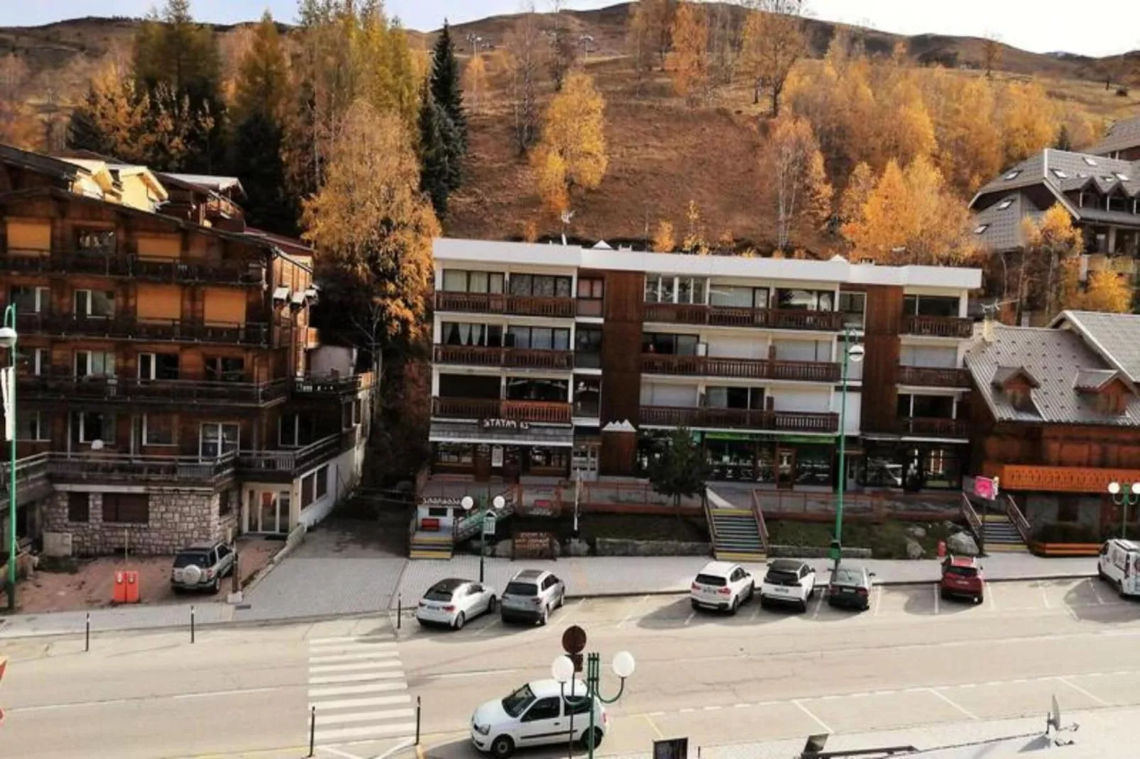 Résidence Olympe-Buitenkant zomer