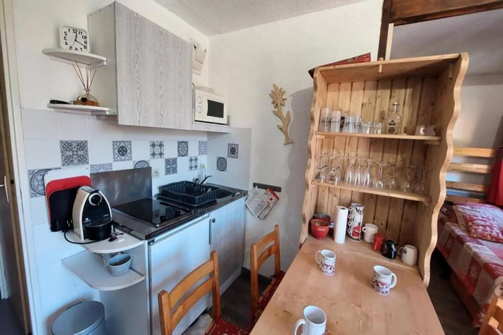 Résidence PlÉiades-Eetkamer