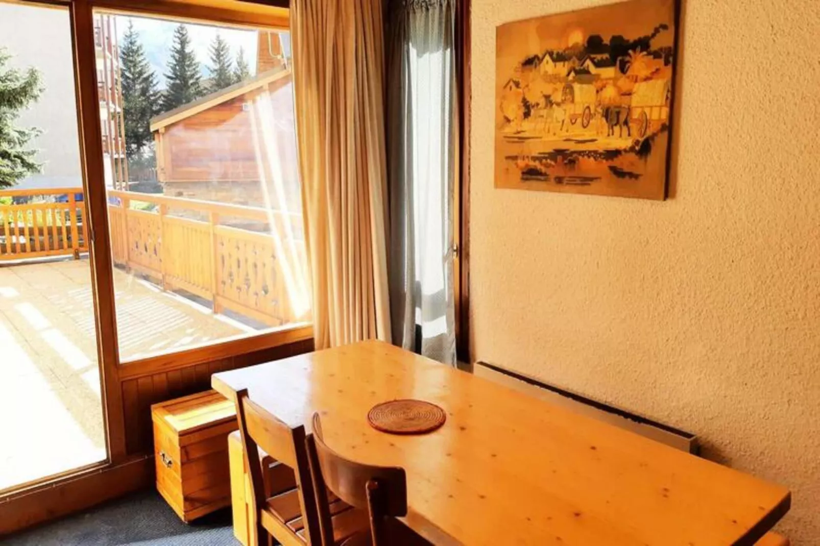 Résidence Alberges C-Eetkamer