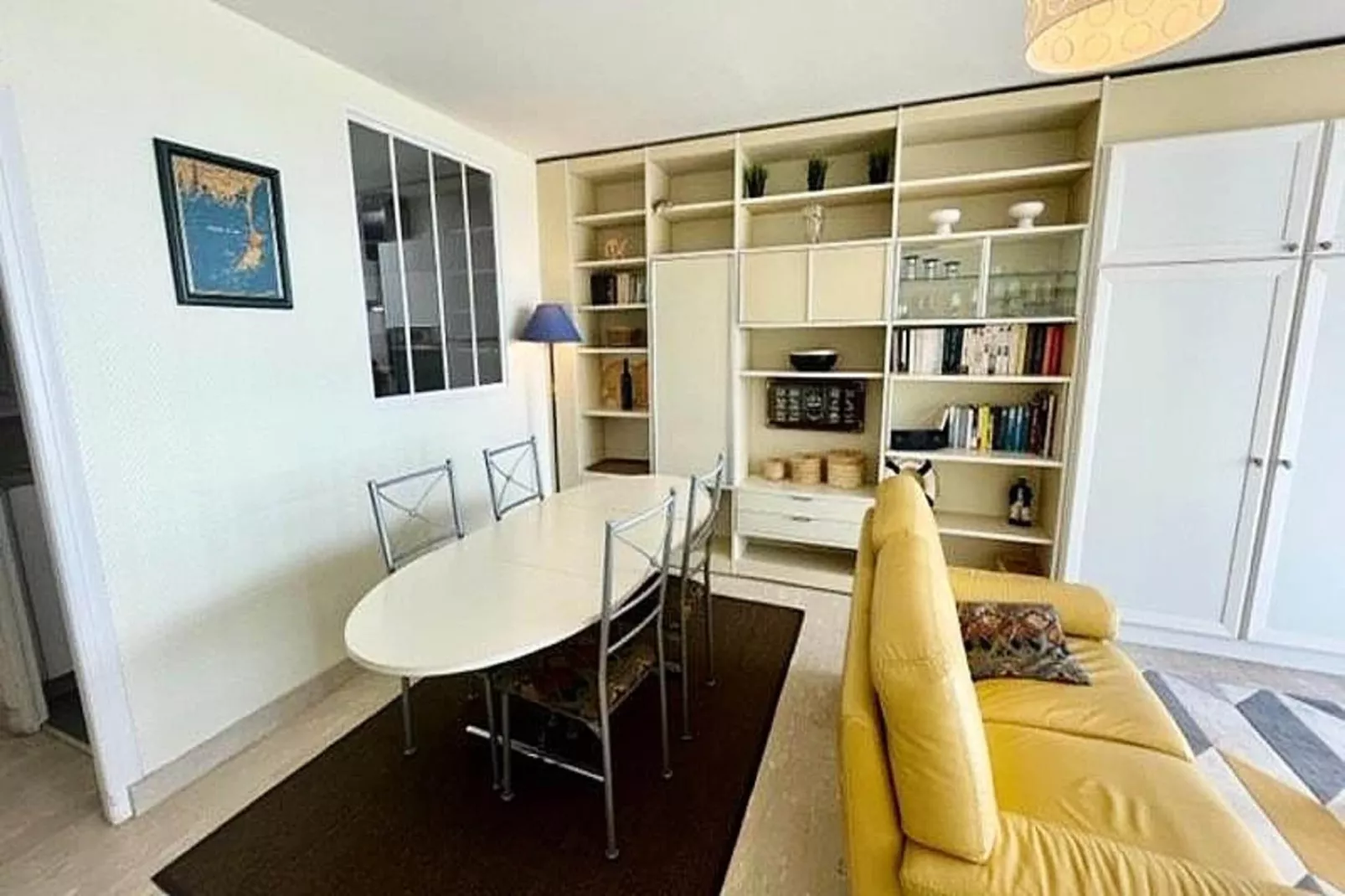 Résidence Les 3 Iles-Eetkamer