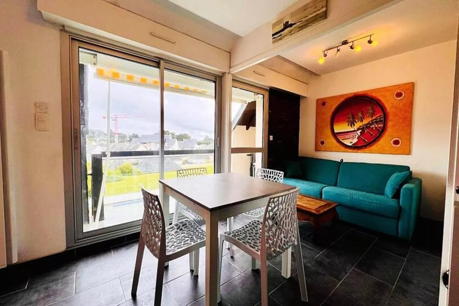 Résidence Parc Bois D'amour-Eetkamer