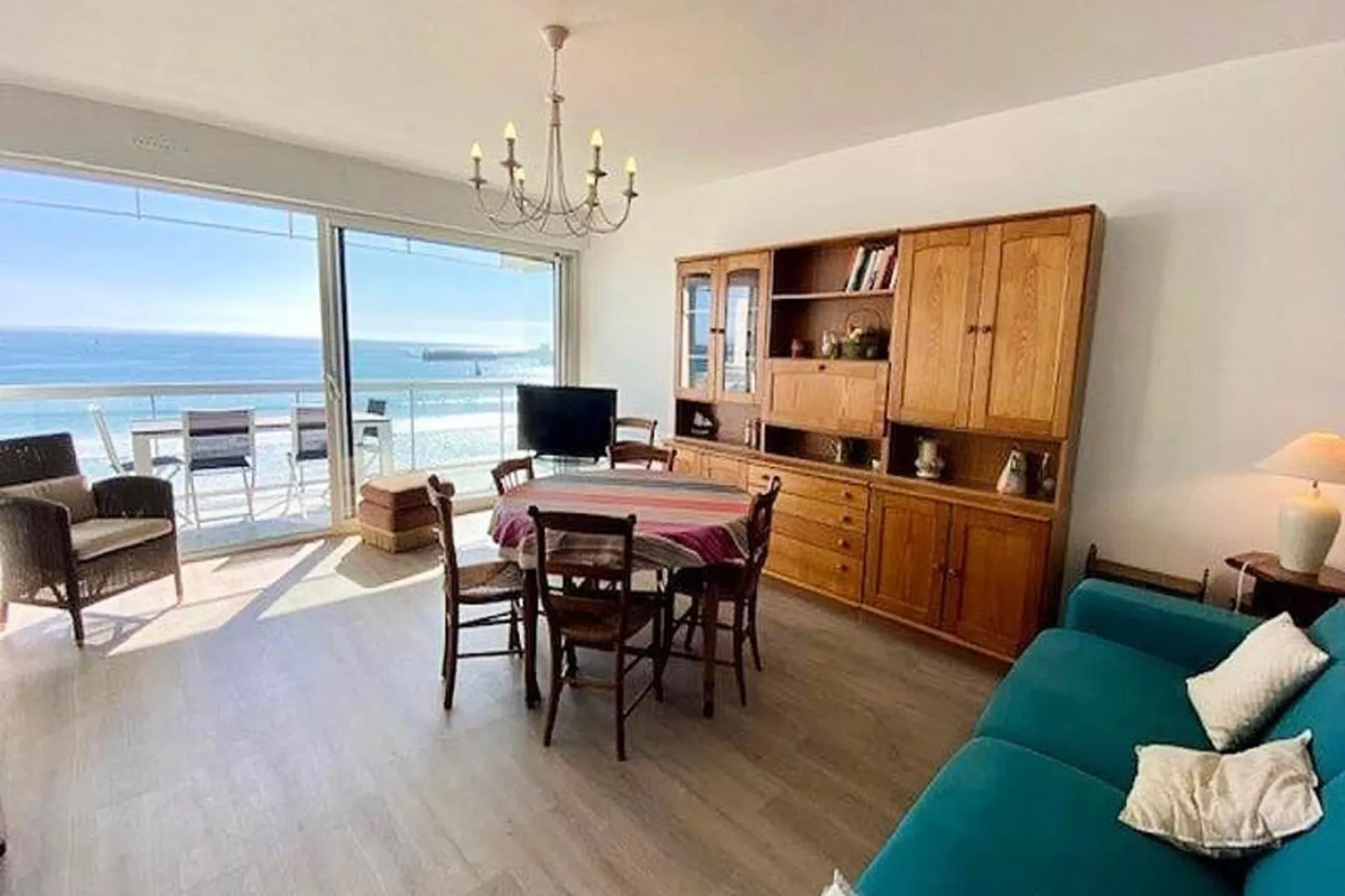 Résidence Ker Avel-Eetkamer