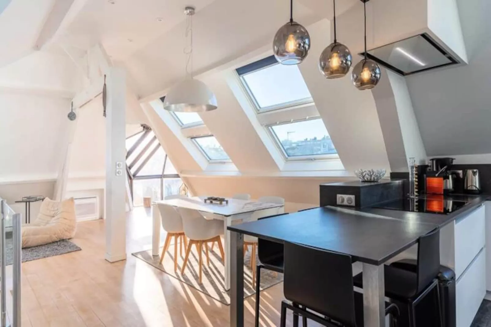 Résidence Sublime Loft Pour 6 Pers En Plein Coeur Du Centre Ville-Image-tags.