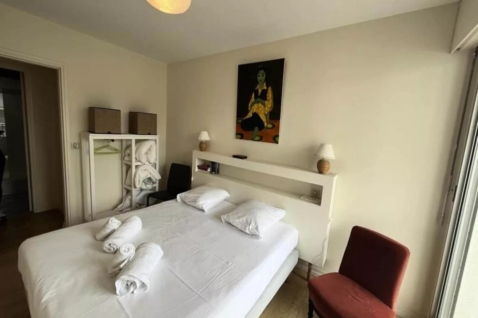 Superbe Appartement Avec Balcon, Garage, 3ch, &agrave; 5min De La Plage-Slaapkamer