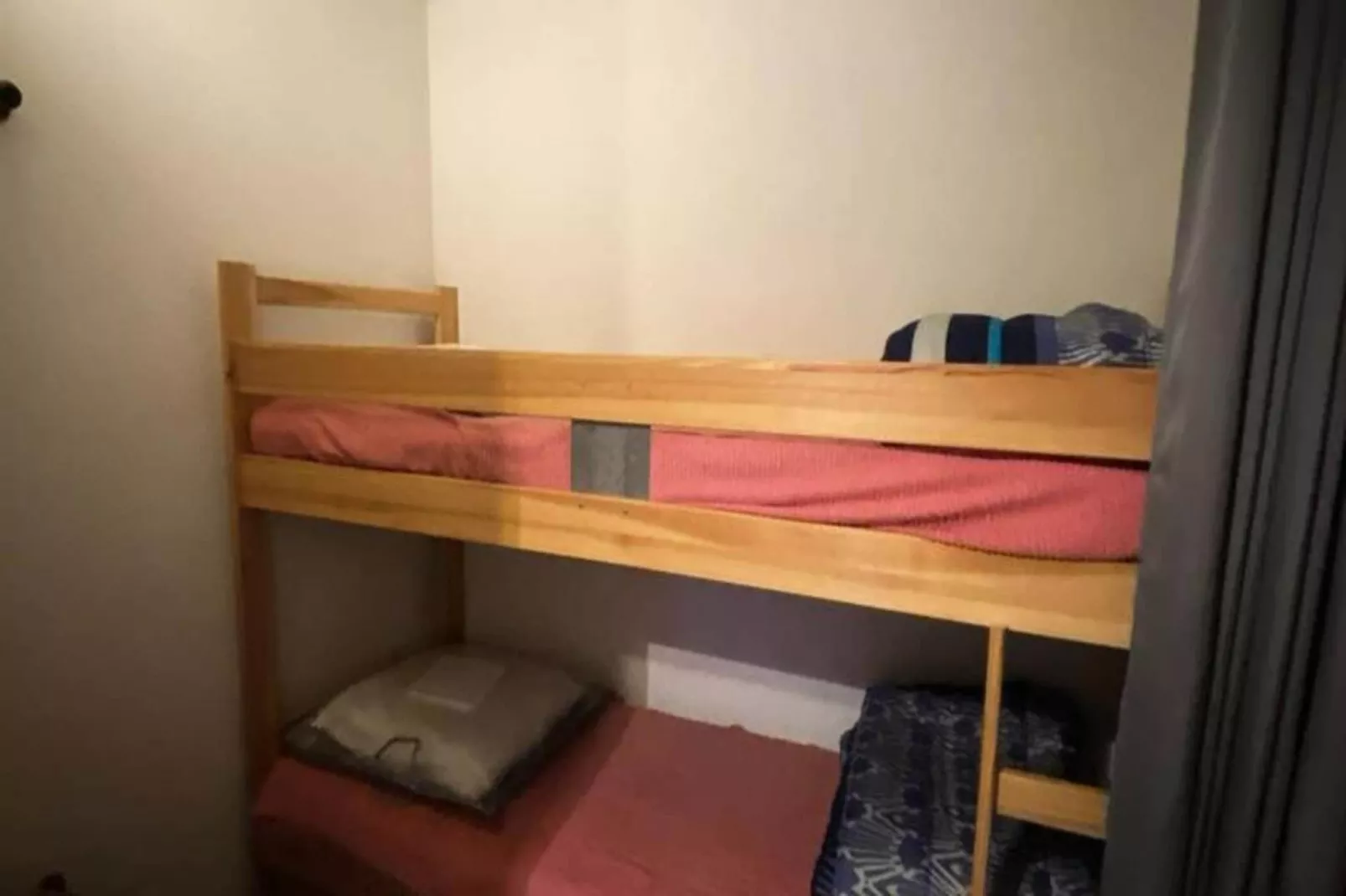 Résidence Astazou-Buitenkant zomer