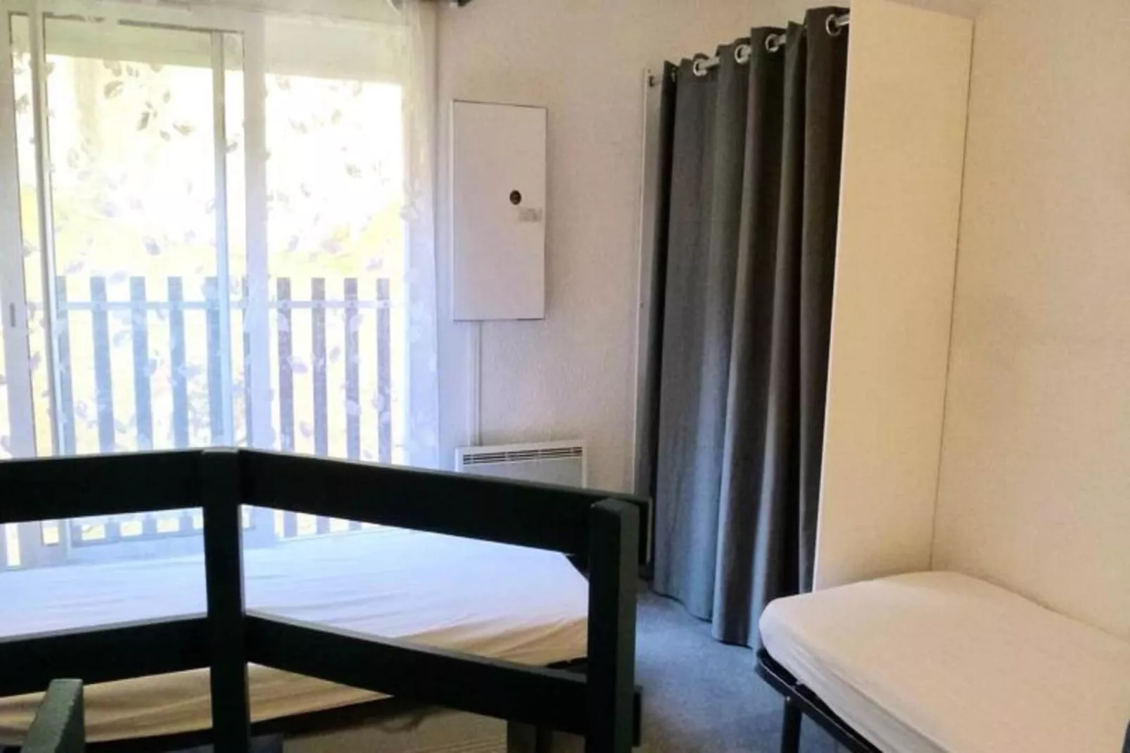 Résidence Neouvielle-Eetkamer