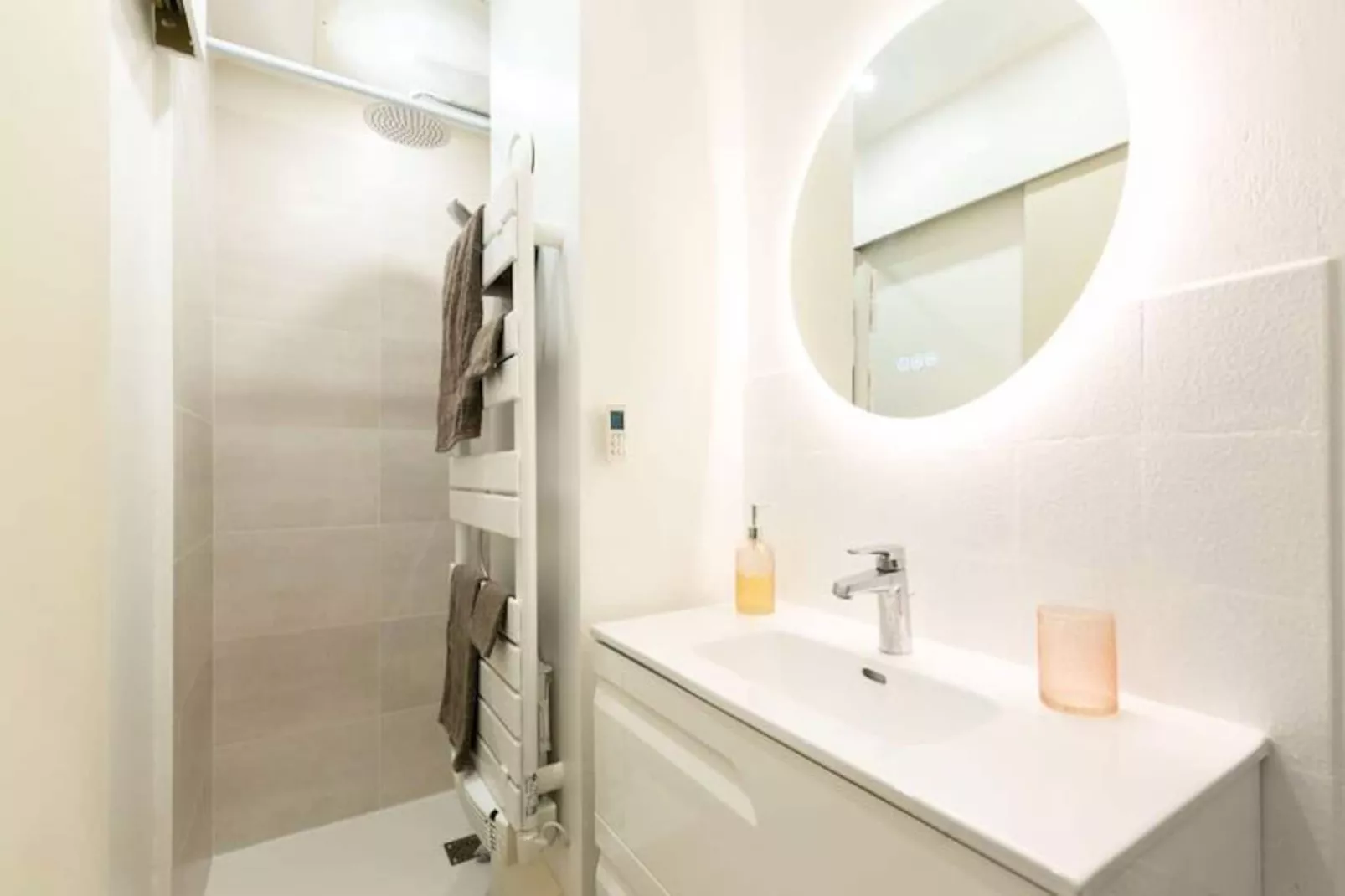 Résidence Pre De Guignan-Image-tags.