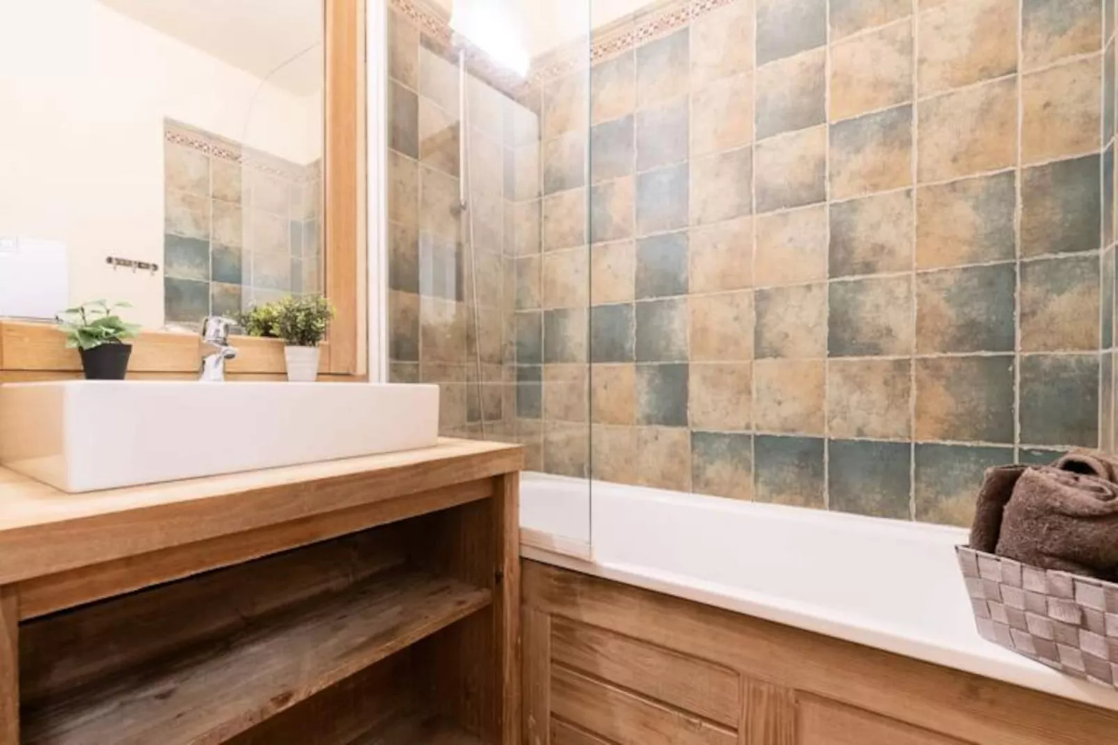 Résidence Cami Real-Image-tags.