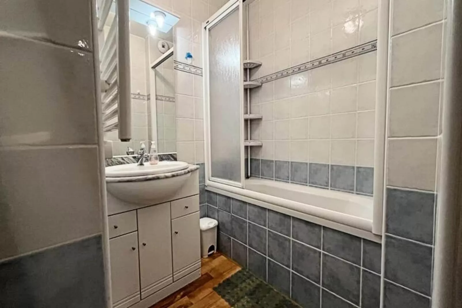 Résidence Saint-michel-Buitenkant zomer