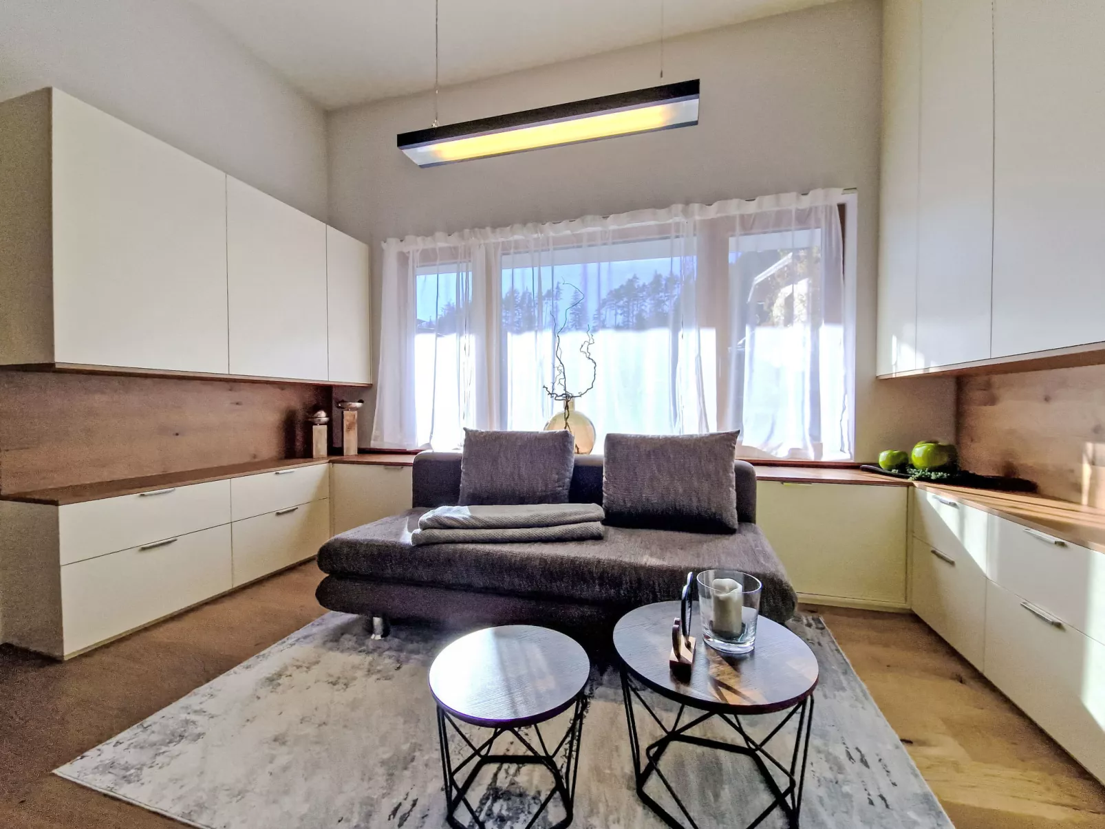 The Rock Design-Binnen