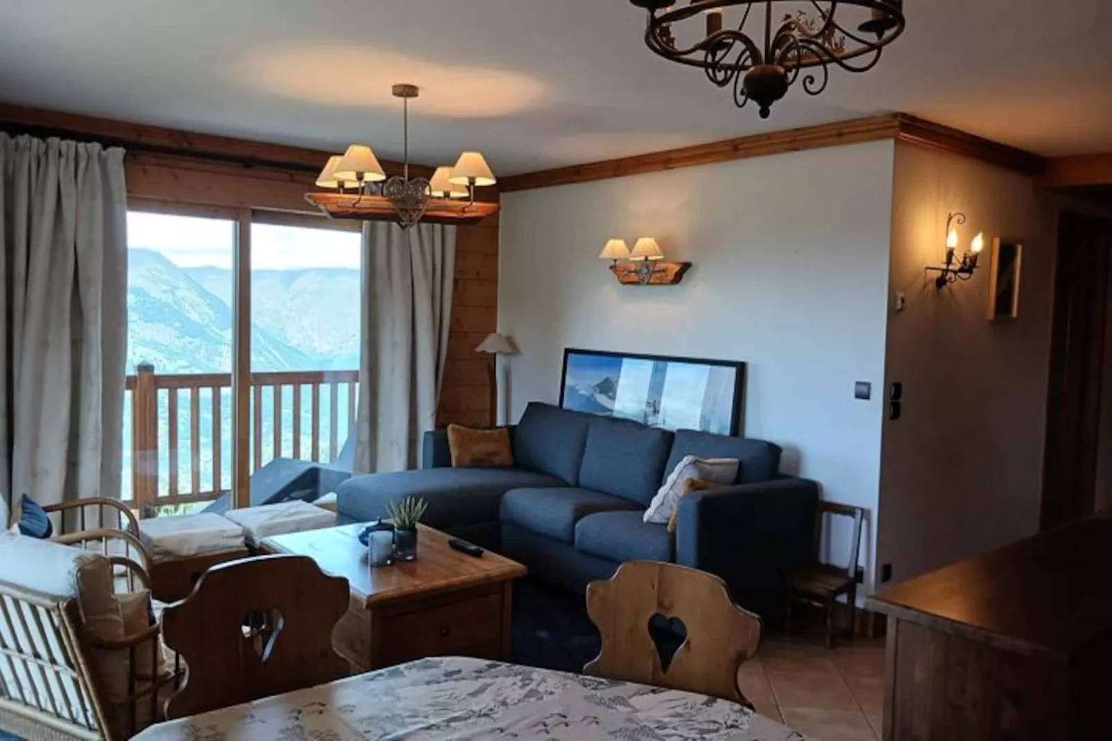 Résidence L'iseran-Image-tags.