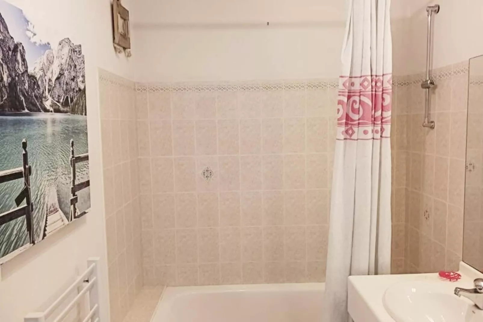 Résidence Le Bergentrum-Buitenkant zomer