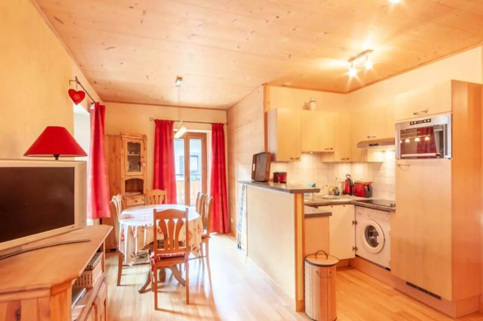 Résidence Place Eglise-Eetkamer