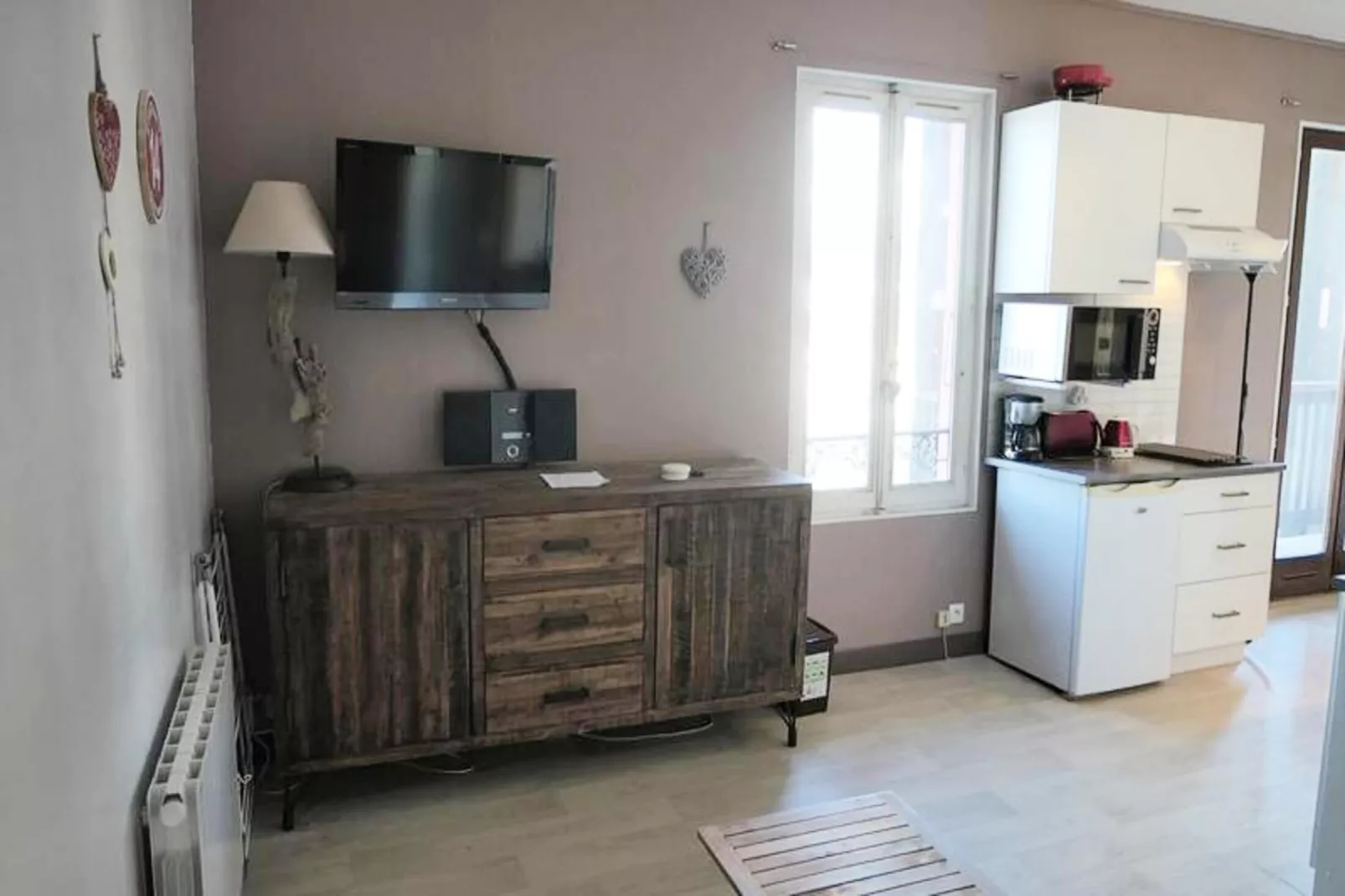 Résidence Les Bruyeres-Buitenkant zomer