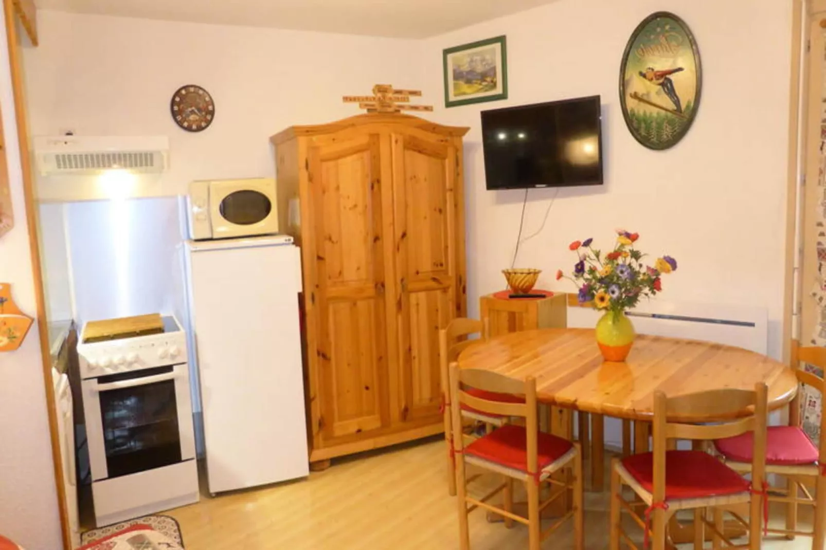 Résidence Pierres Blanches-Eetkamer