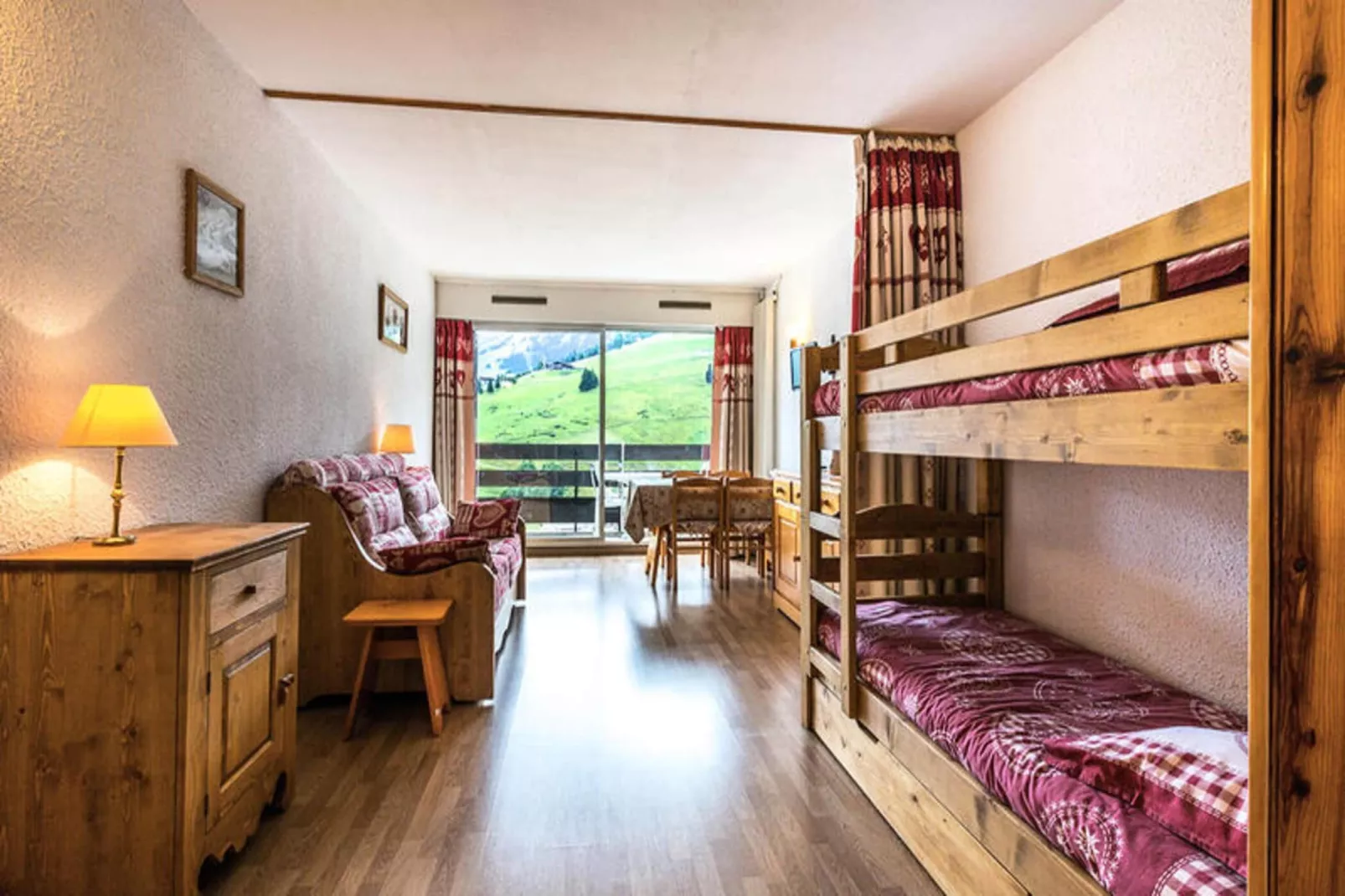 Résidence Aiguille Verte-Buitenkant zomer