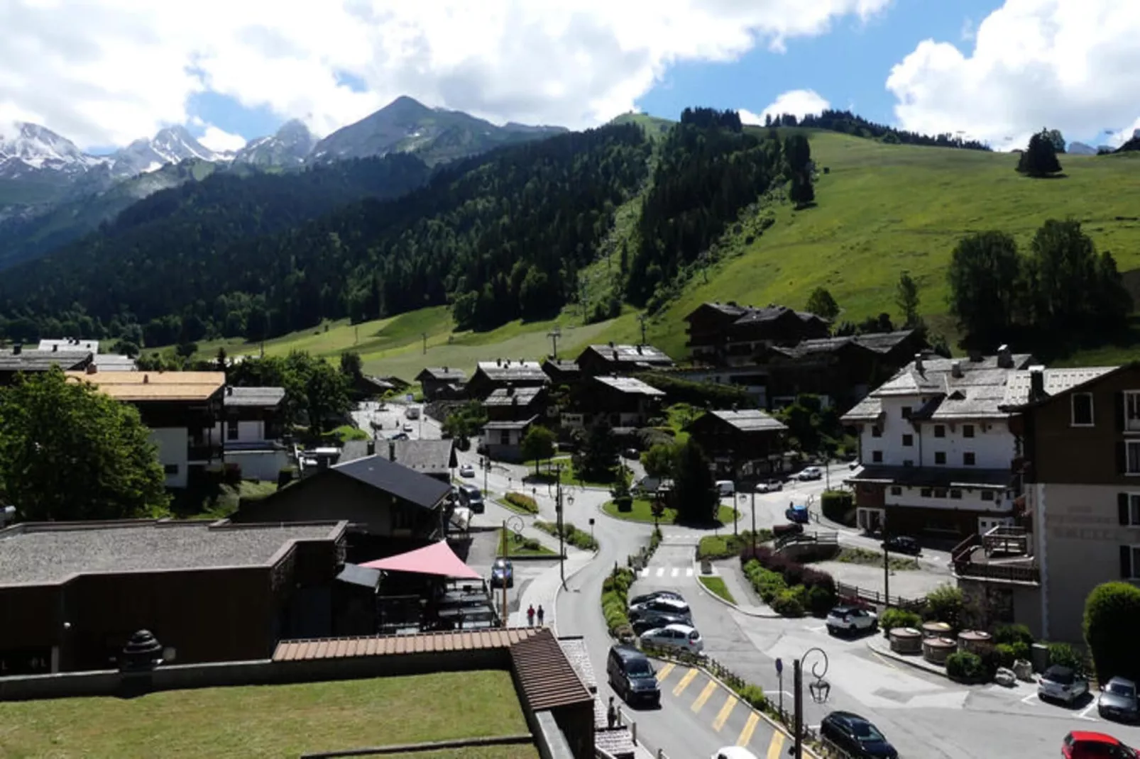 Appartements à La Clusaz-Buitenkant zomer