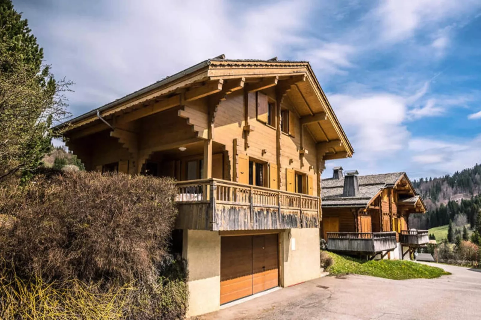 Chalet Gotty Joly L'bele-Buitenkant zomer