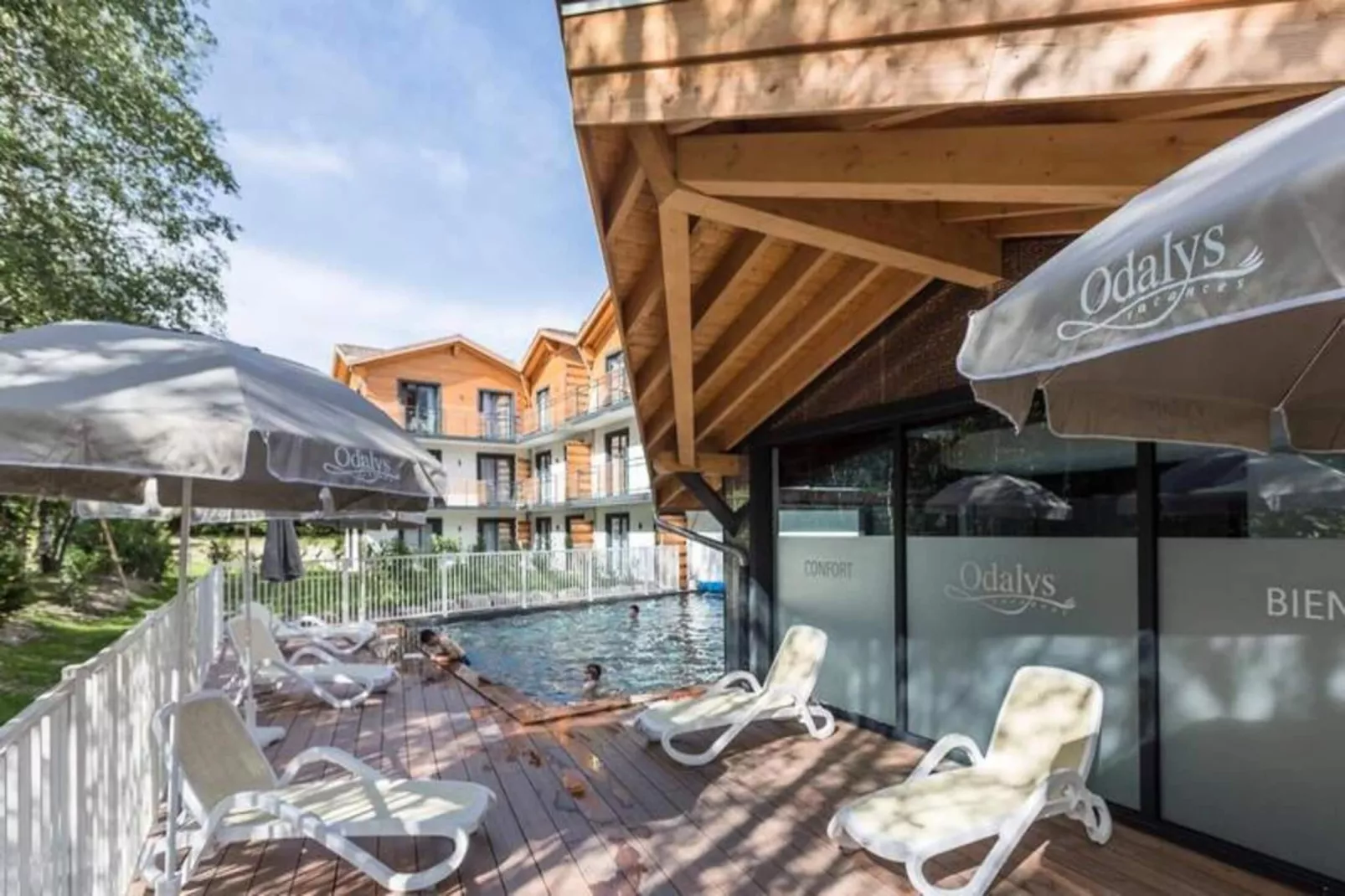 Résidence Prestige Odalys Isatis****-Zwembad