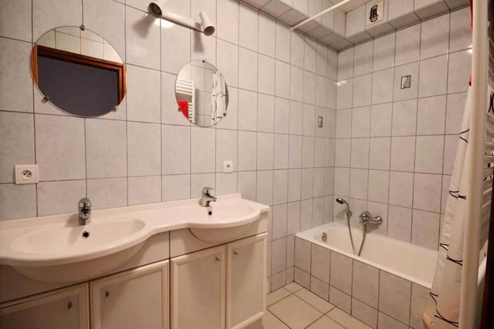 Appartements à Morzine-Badkamer