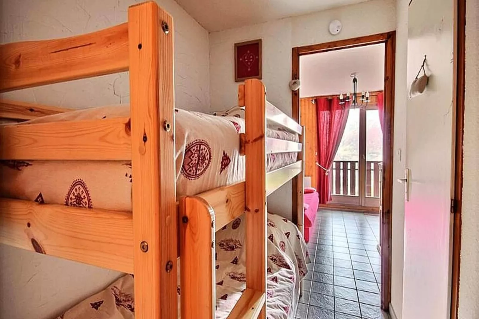 Studio à Saint Jean d'Aulps-Slaapkamer