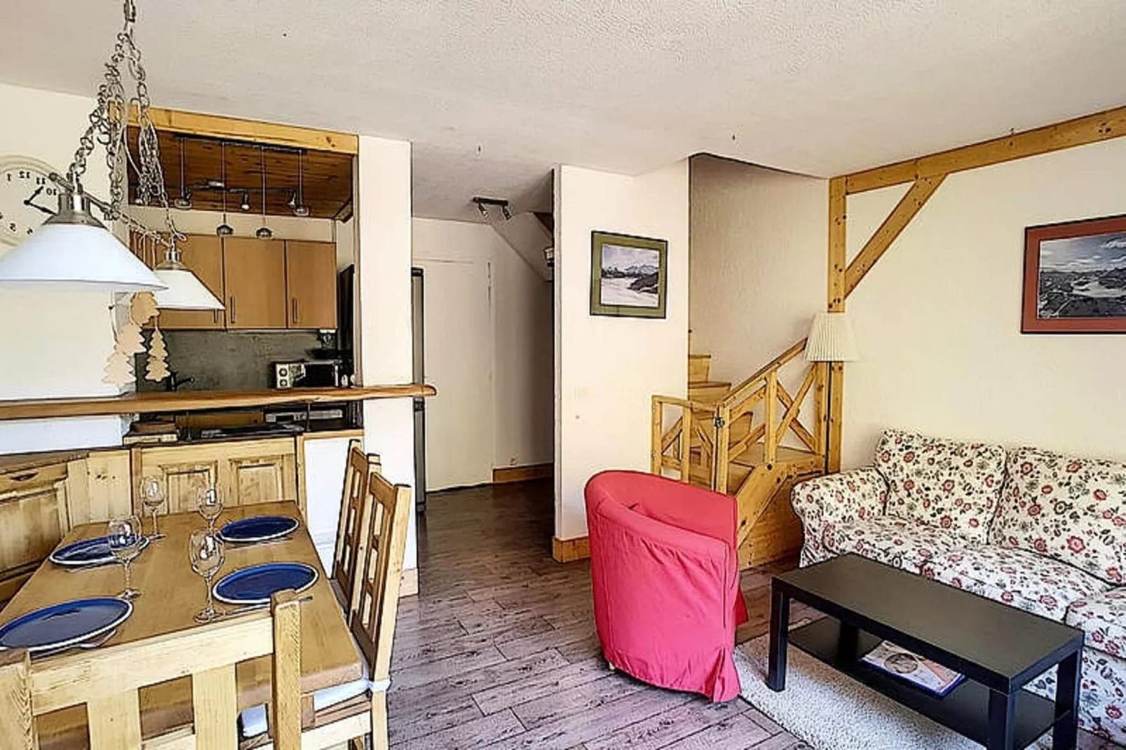 Appartements à Saint Jean d'Aulps-Woonkamer