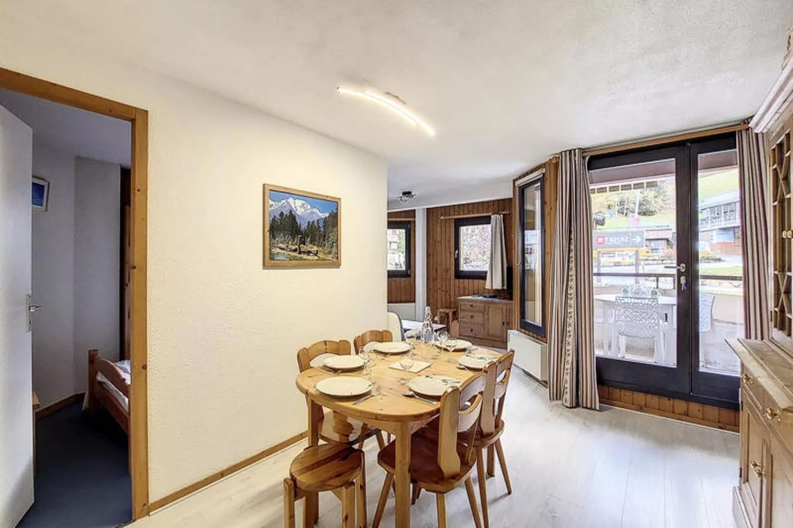 Appartements à Saint Jean d'Aulps-Eetkamer