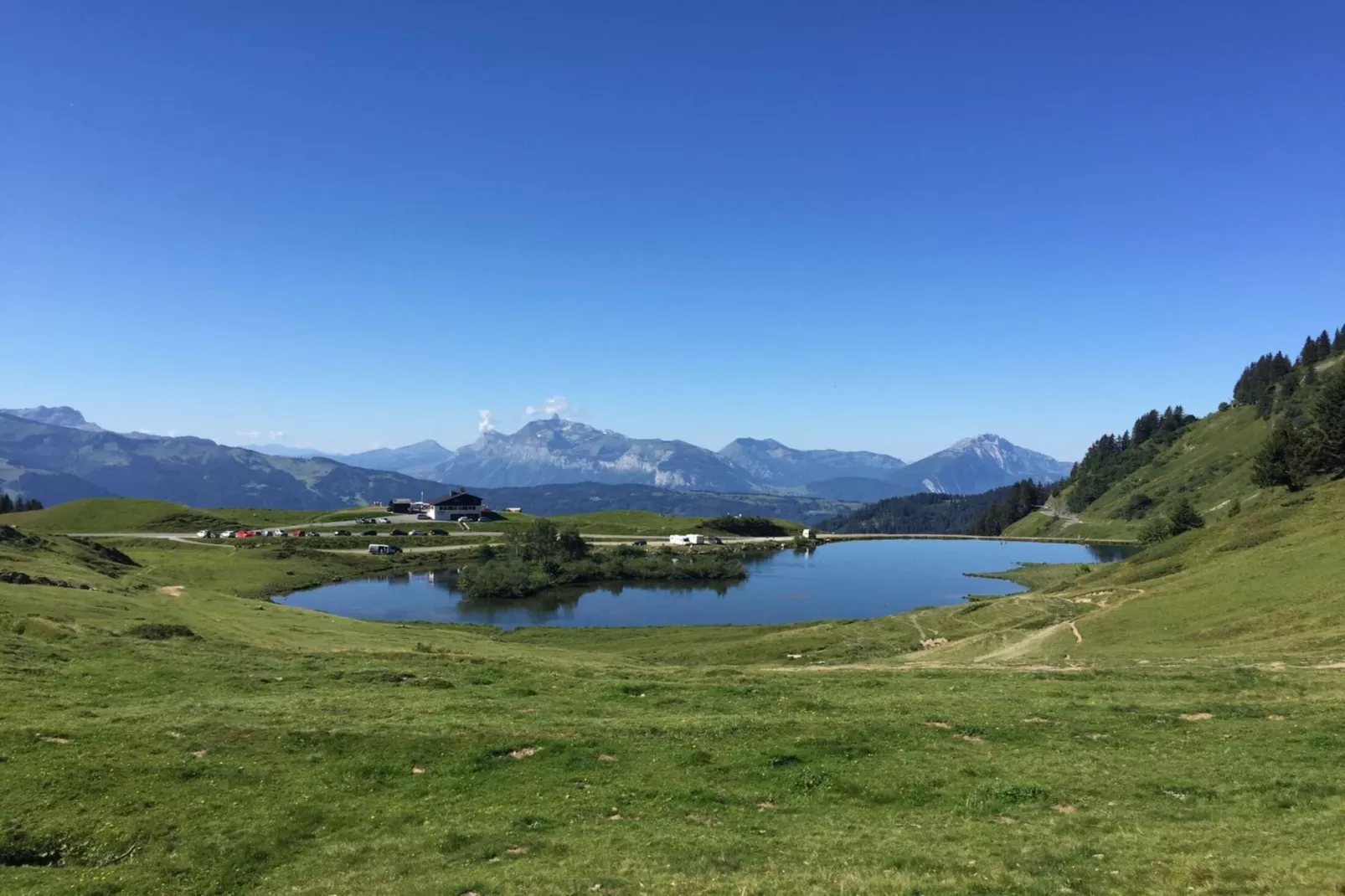 Résidence Criou Ii-Buitenkant zomer