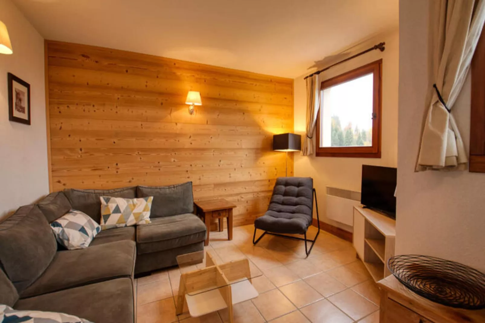 Résidence Jardin Alpin Bat B-Buitenkant zomer