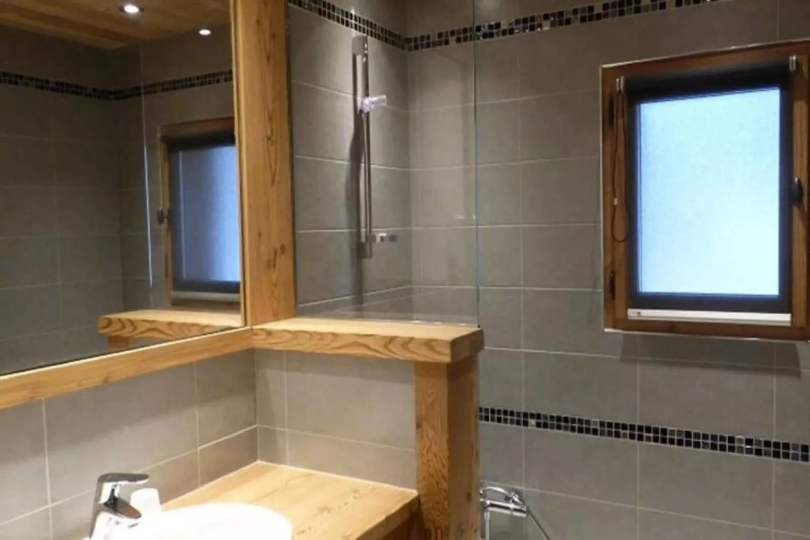 Chalet Rayjeanne-Buitenkant zomer