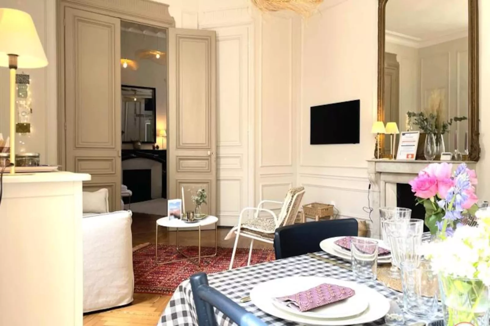 🌟 Le Crosne - Parking - Standing - Calme-Image-tags.