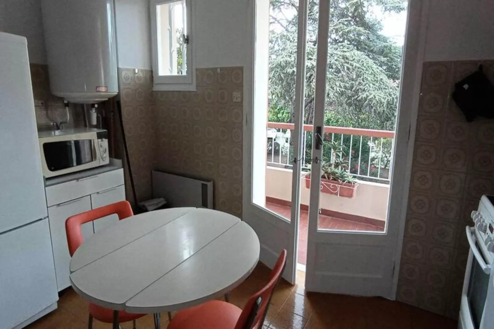 Résidence Bagatelle-Buitenkant zomer