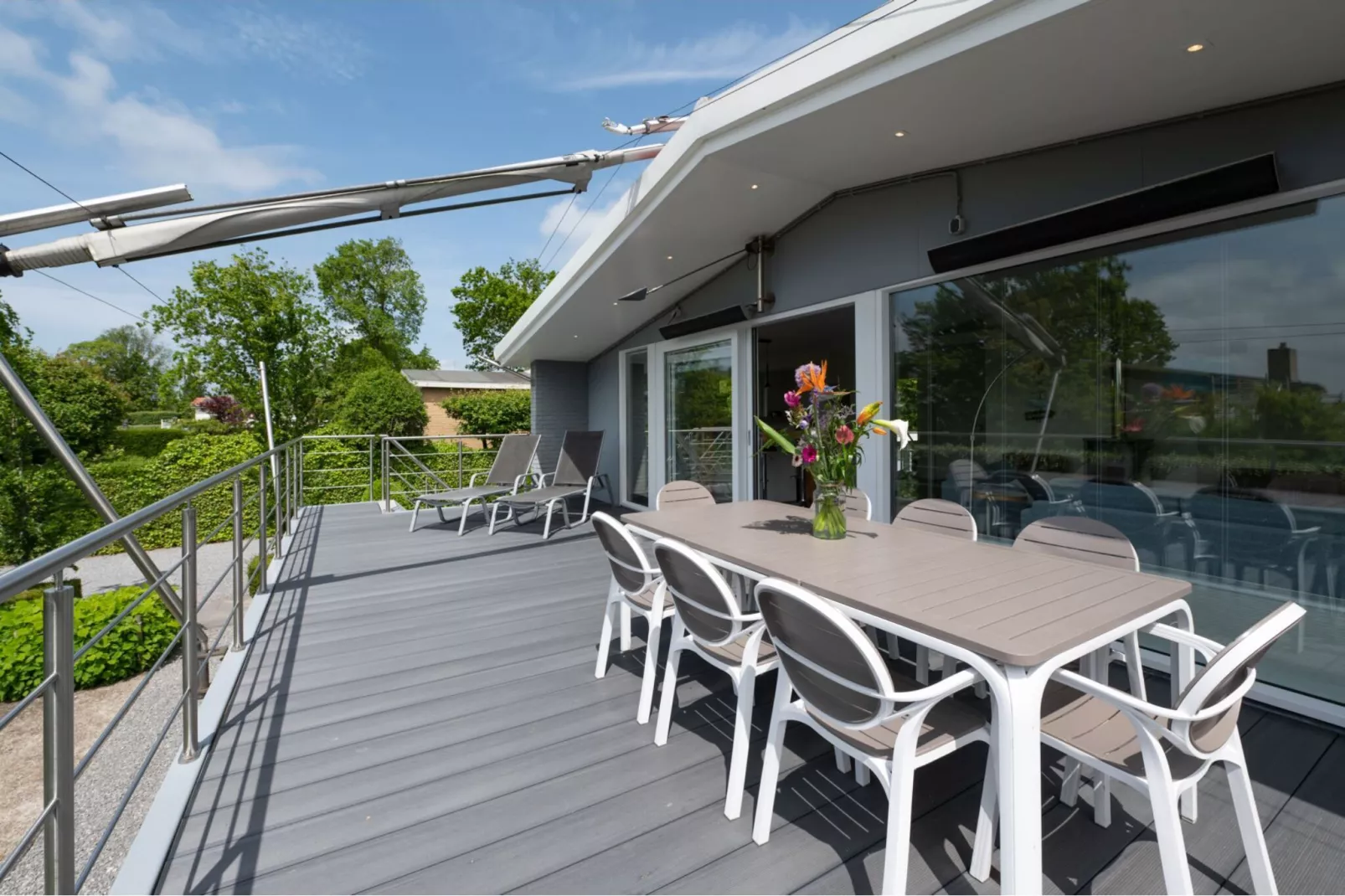 Sternlaan 30-Terrasbalkon