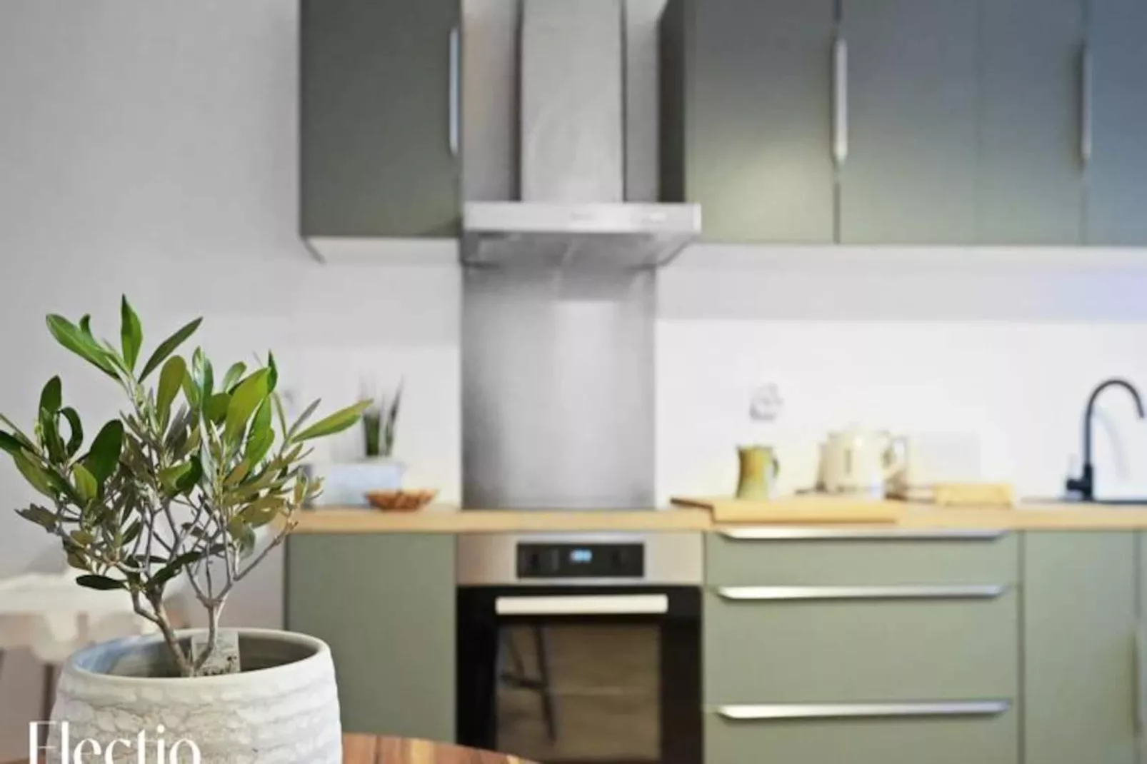 Maison Alena I Electio-Image-tags.