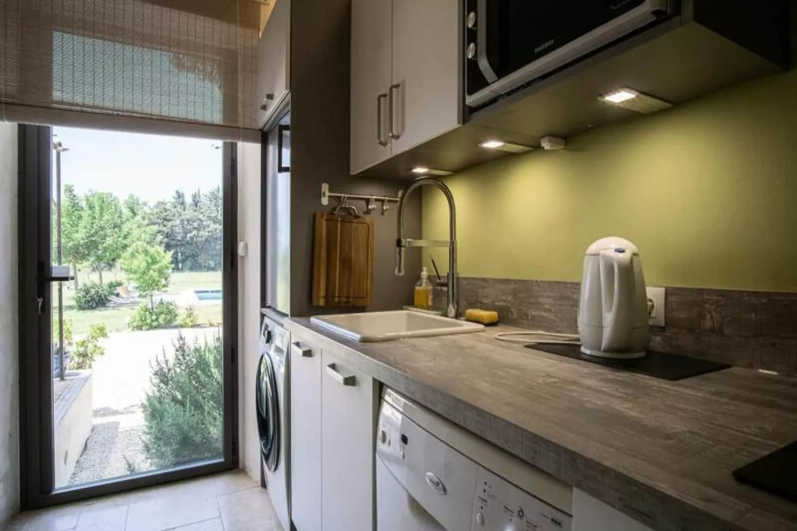 Maison De La  Bandine-Keuken