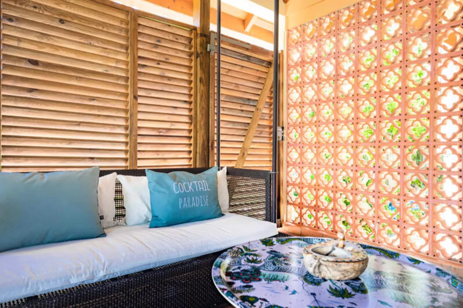 Villa Ladouchka-Image-tags.