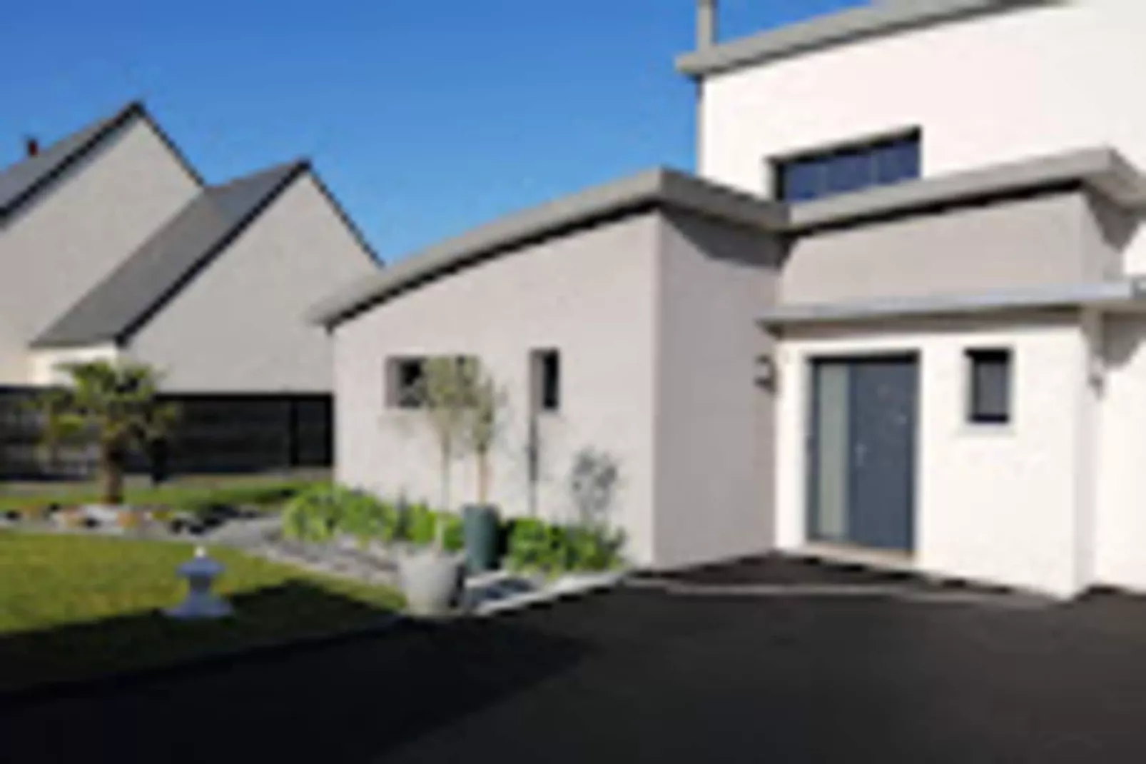 Résidence Regates-Buitenkant zomer