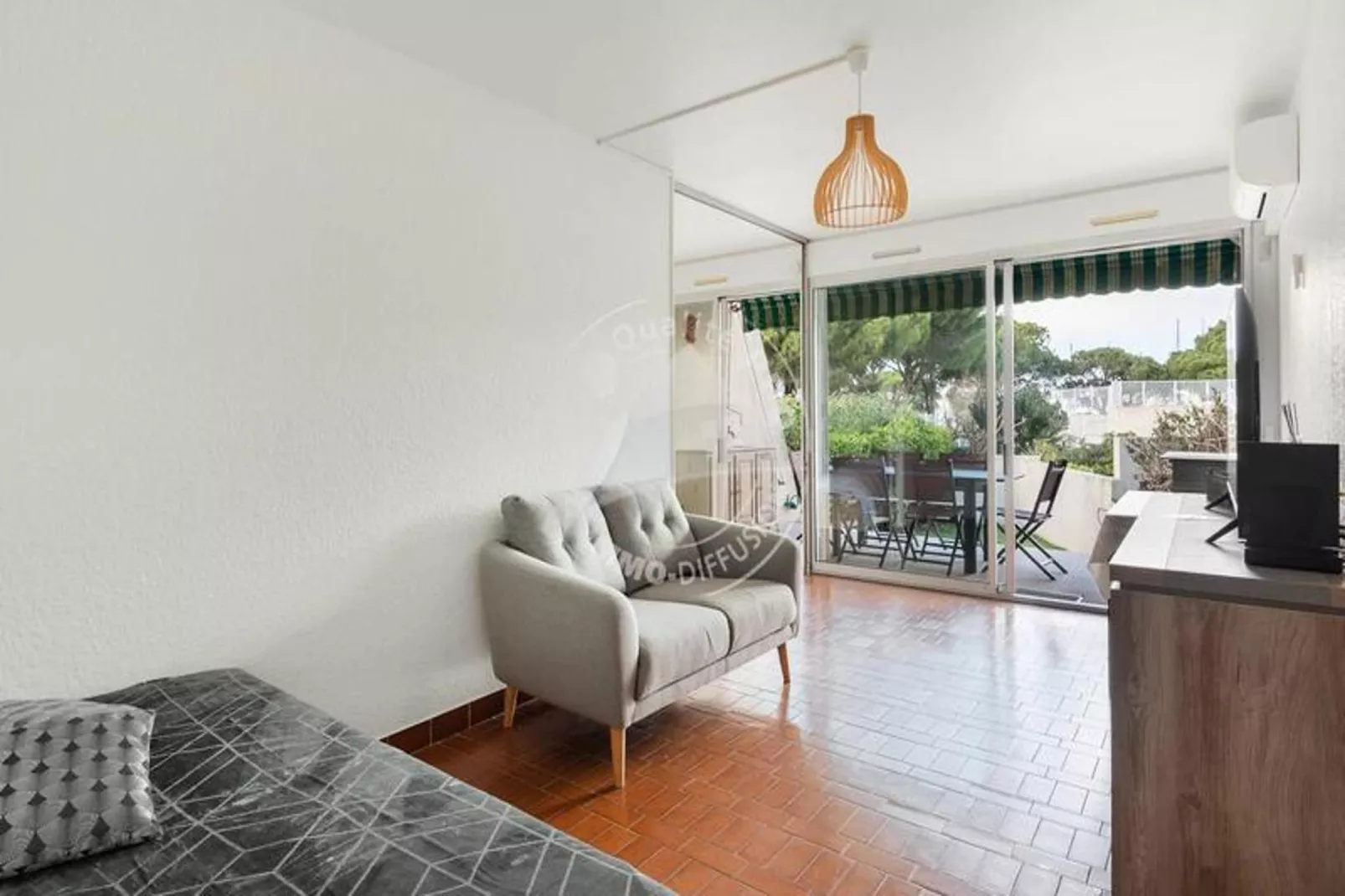 Résidence "le Quai Aux Fleurs"-Woonkamer