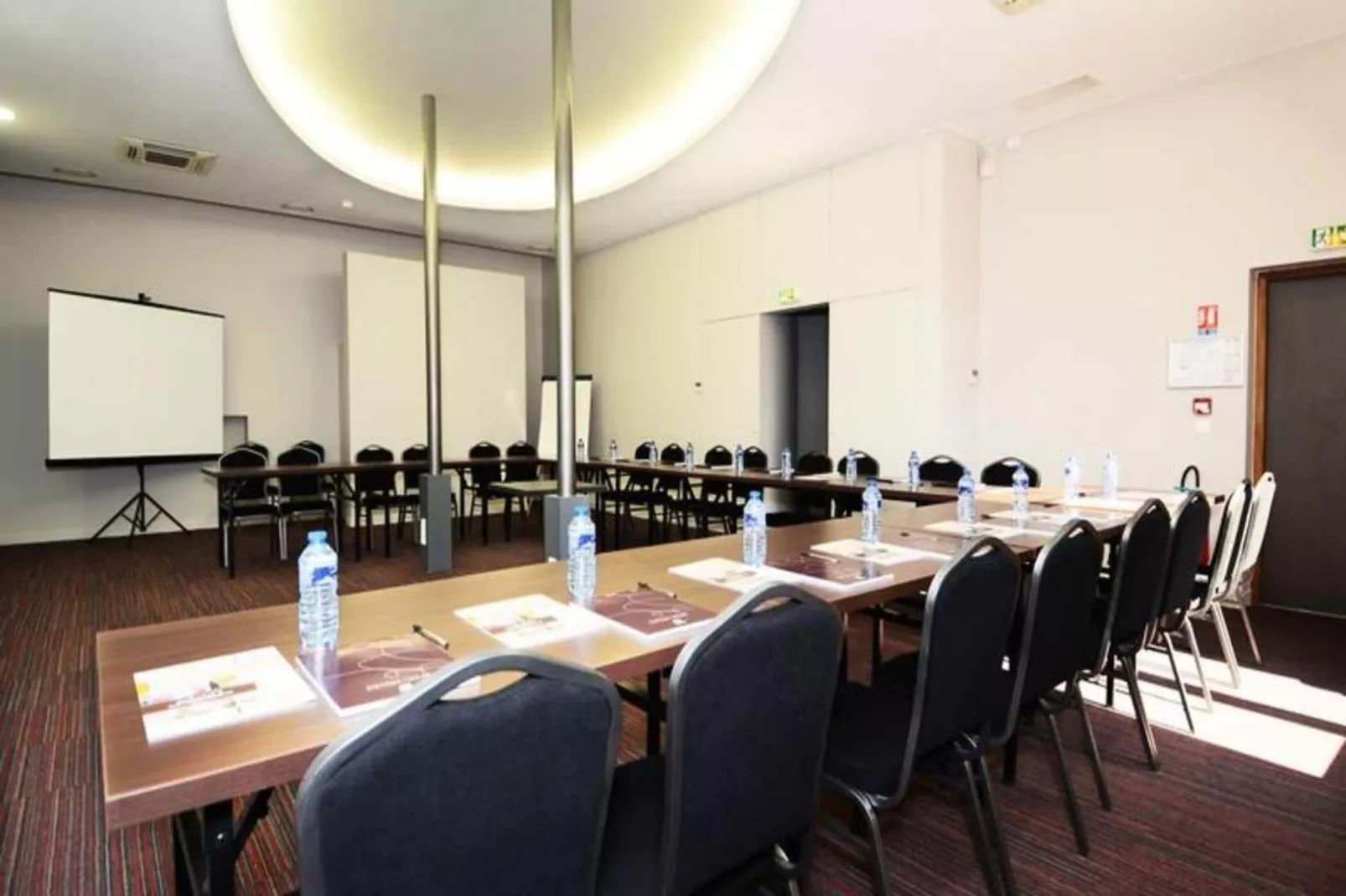 Appart'hôtel Odalys Colombélie-Eetkamer