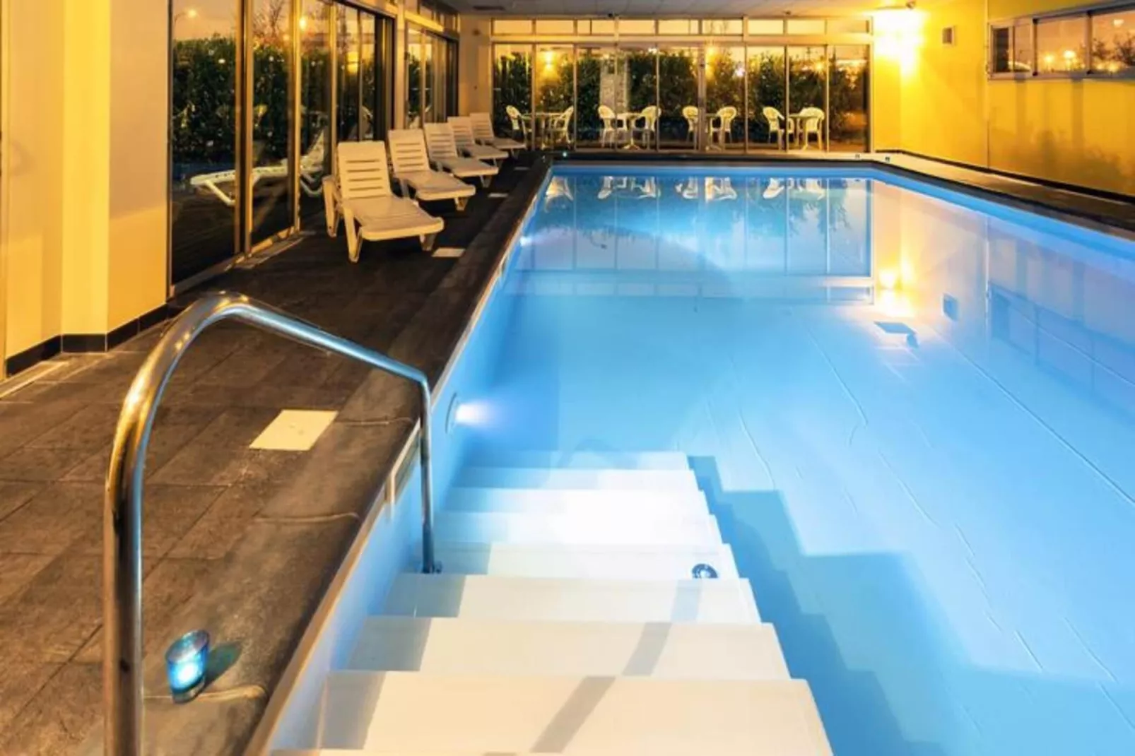 Néméa Appart'Hôtel Toulouse Saint Martin***-Buitenkant zomer