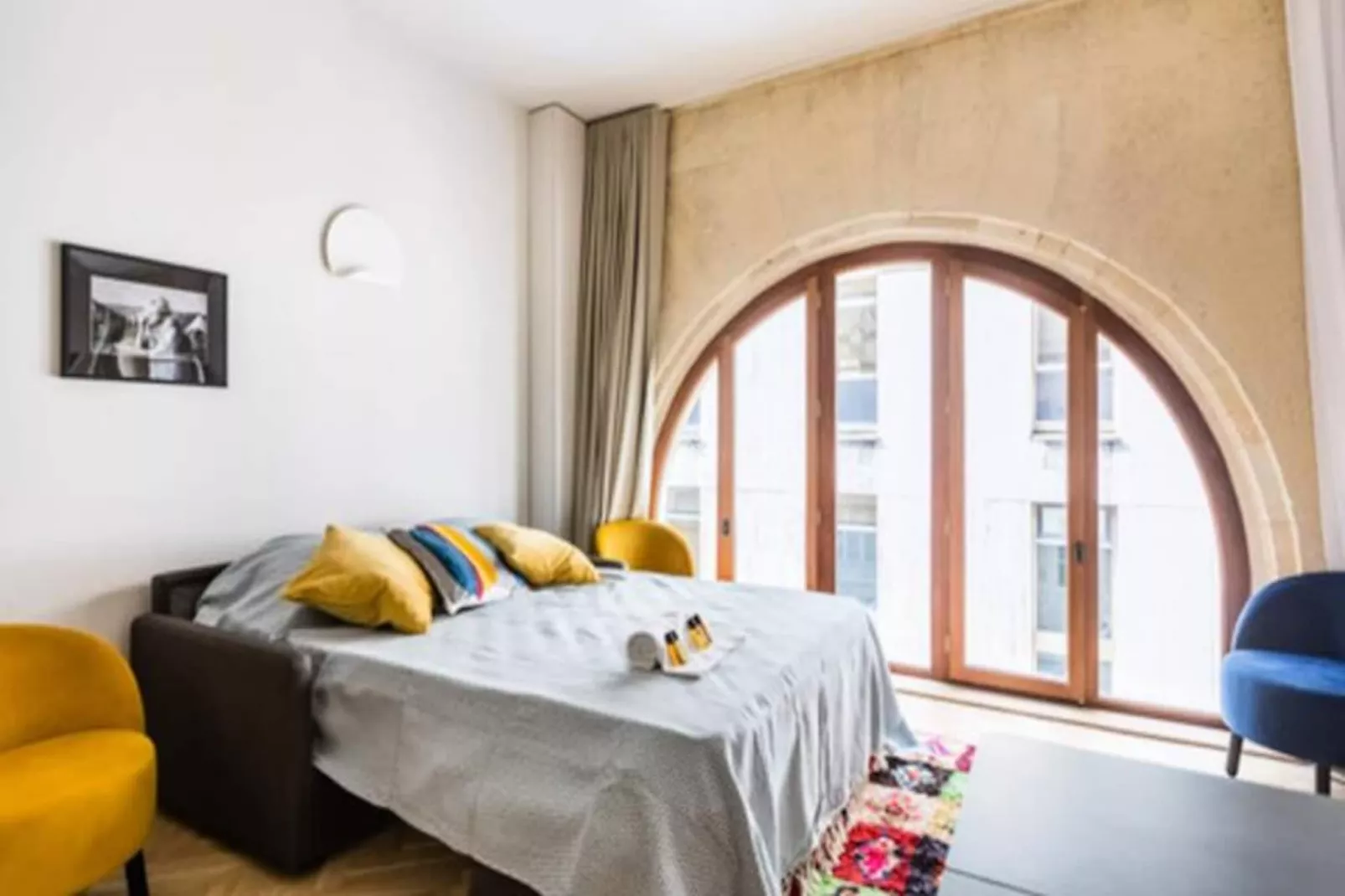 Appartement &agrave; La Belle Pierre Et Lumineux Pour 4 Situ&eacute; Dans L'hypercentre-Image-tags.