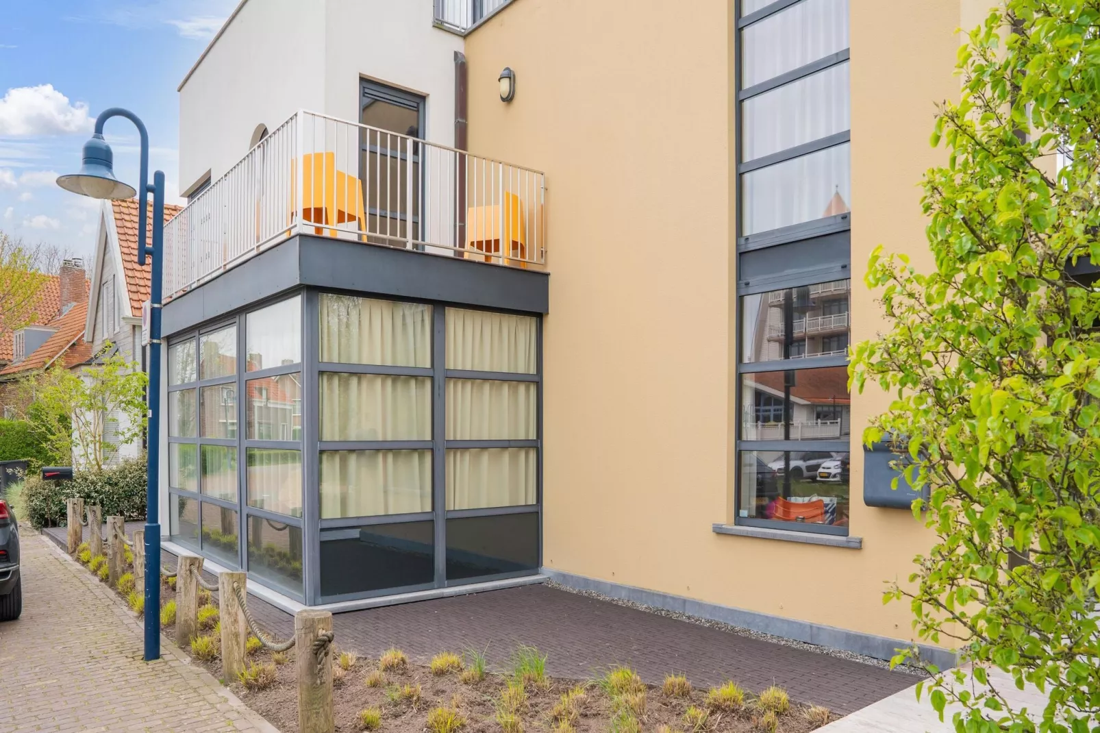 Stormvogel 1-Buitenkant zomer