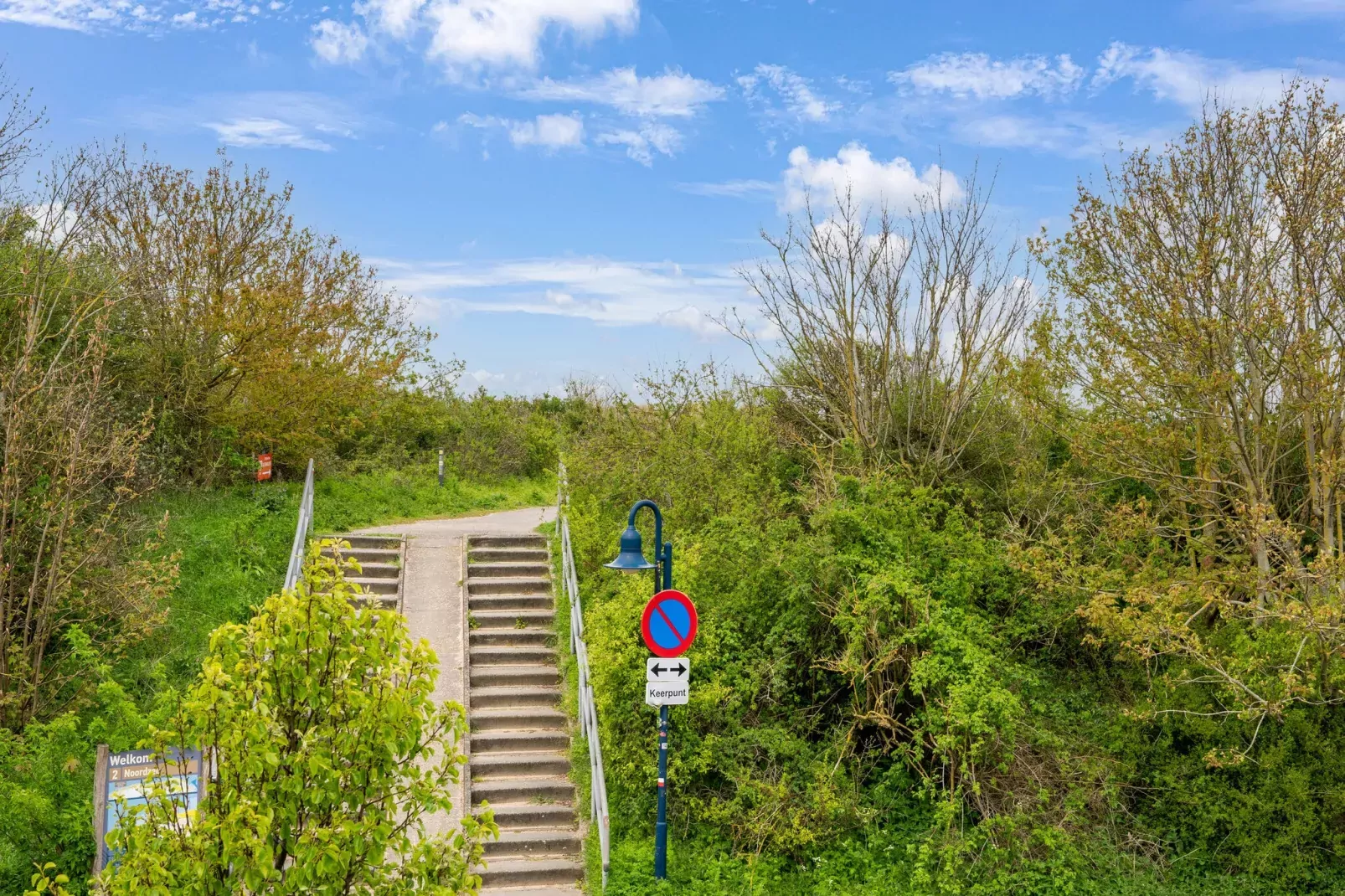 Stormvogel 1-Hal-ontvangst
