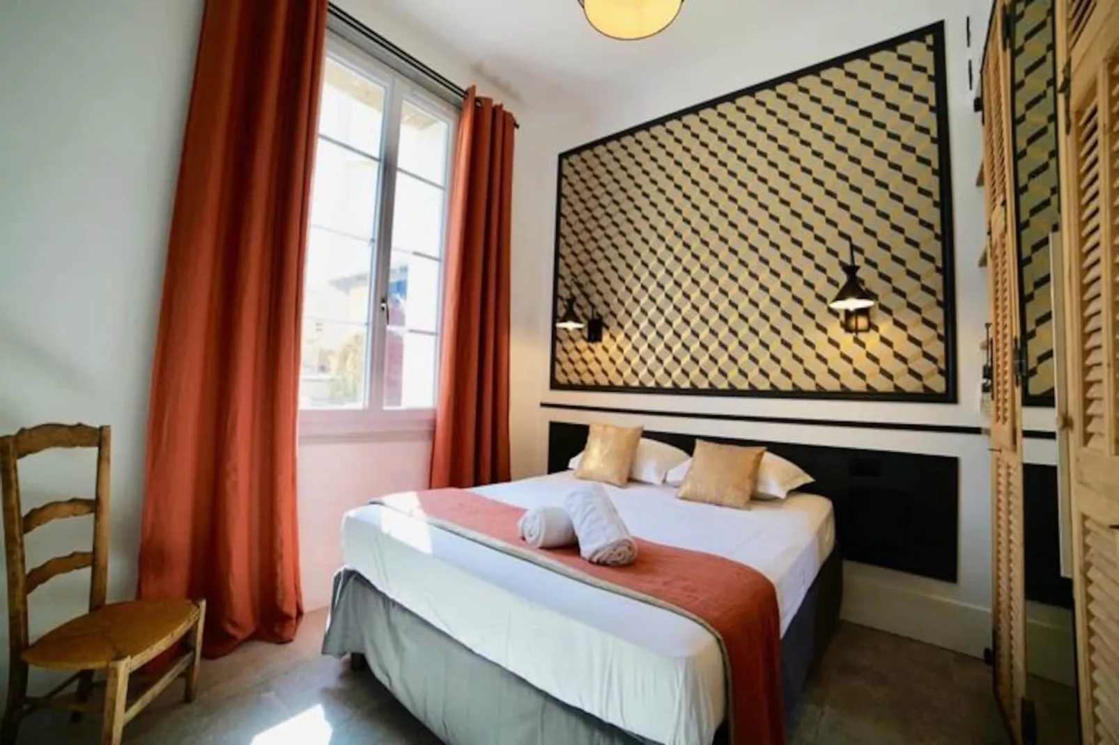 Home Chic Home - Les Suites De La Com&eacute;die - Suite2-Image-tags.