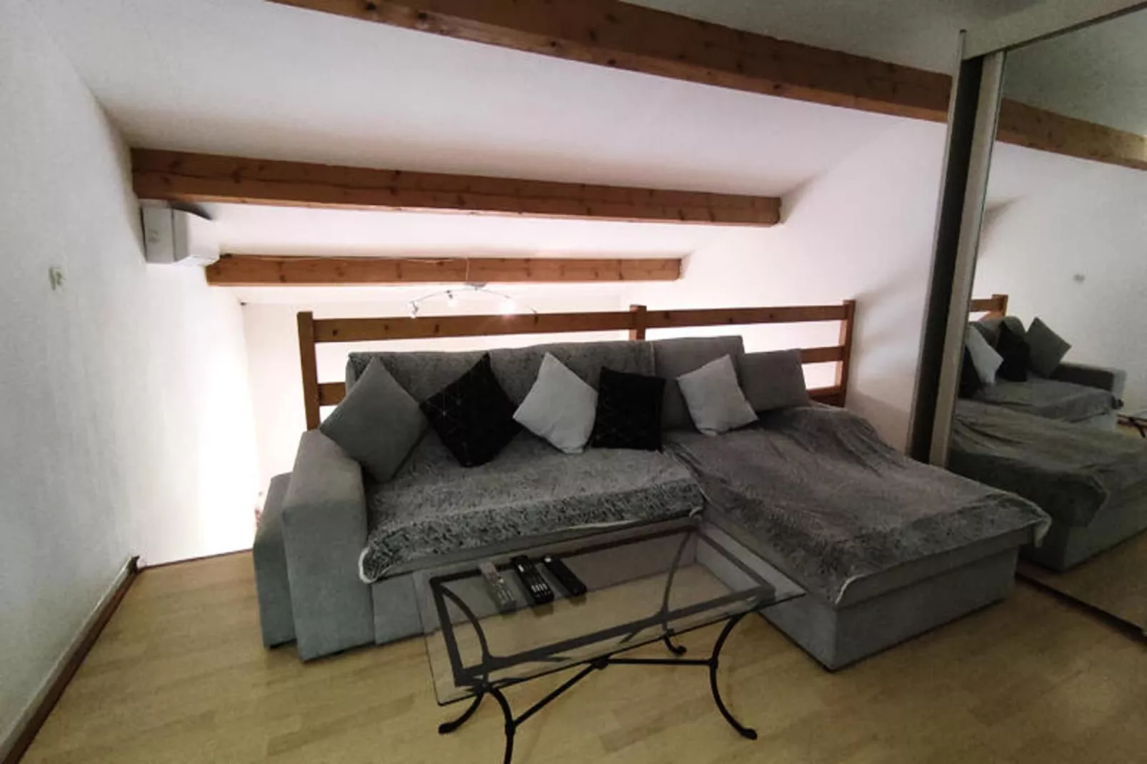 Résidence NATURISTE LA PALMERAIE-Woonkamer