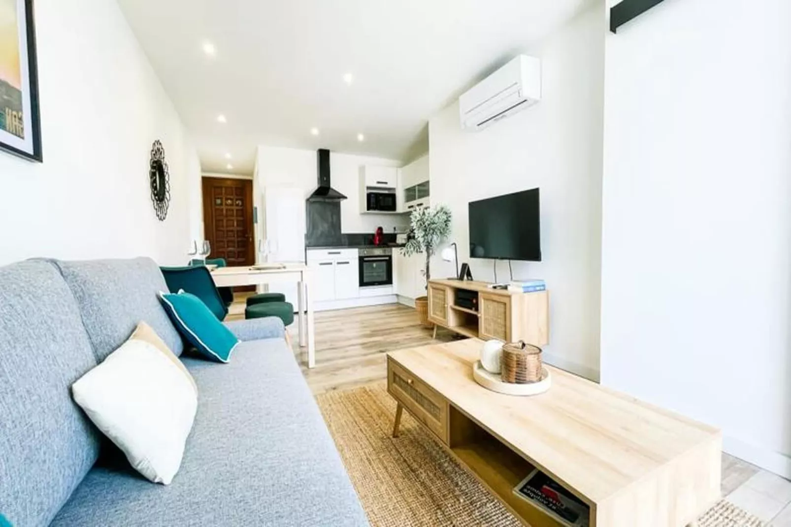 Le T2 Lumineux En Hyper-centre Pi&eacute;ton 🌞-Woonkamer