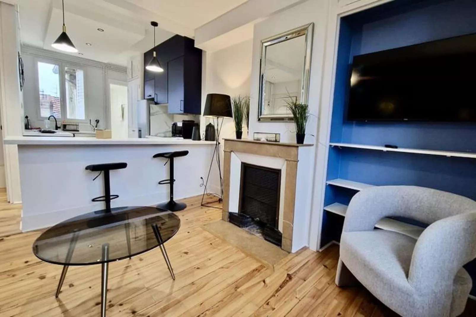 | Le Blue Revol  💡| R&eacute;nov&eacute;, Tout &eacute;quip&eacute;-Woonkamer